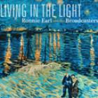Living_In_The_Light-Ronnie_Earl_&_The_Broadcasters