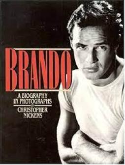 Brando. A Biography In Photographs di Nickens Christopher - Libro Brando. A Biography In Photographs di Nickens Christopher - Libro