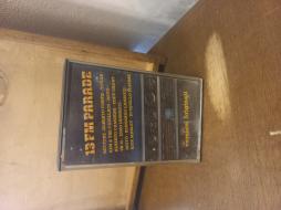 13 FM Parade Versioni Originali di Various - musicasset 13 FM Parade Versioni Originali di Various - musicasset